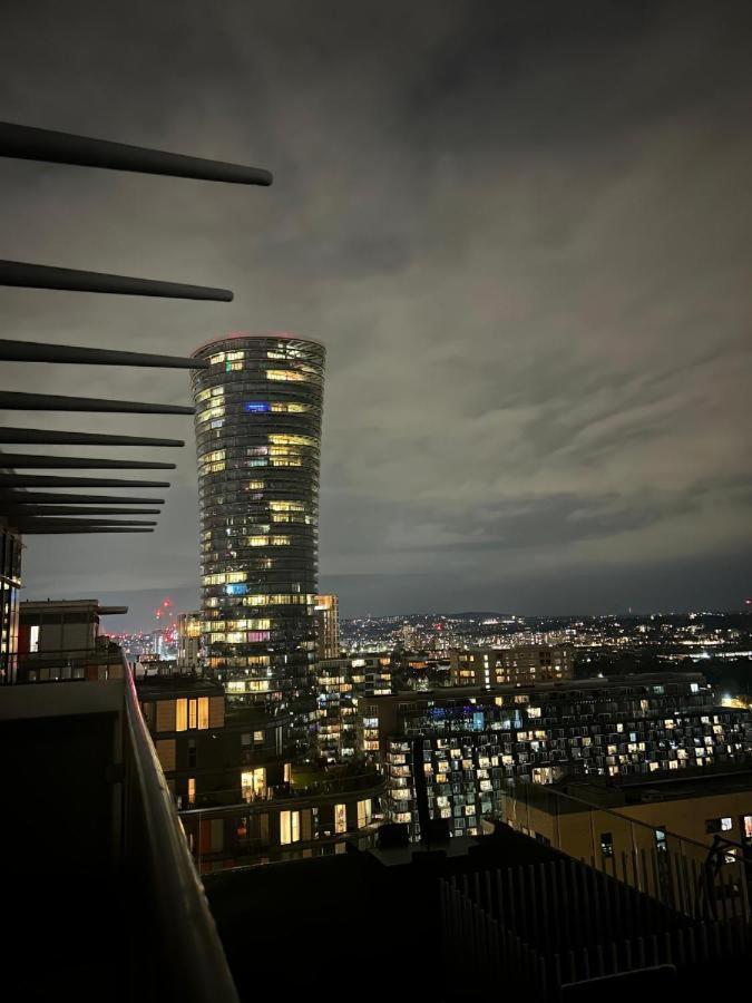 Panoramic View In Canary Wharf Penthouse Apartament *